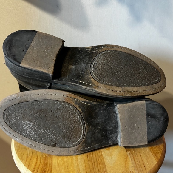 Fluevog Feature Holden contrast ankle boot made in Europe NWT - Picture 9 of 12